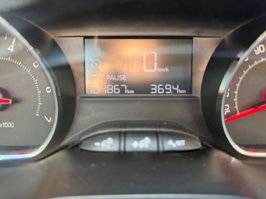 Peugeot 208 active 1.0 vti 68ch bvm5 clim / bluetooth/ idéal jeunes permis / courroie de distribution neuve occasion...