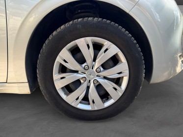 Peugeot 208 active 1.0 vti 68ch bvm5 clim / bluetooth/ idéal jeunes permis / courroie de distribution neuve occasion...