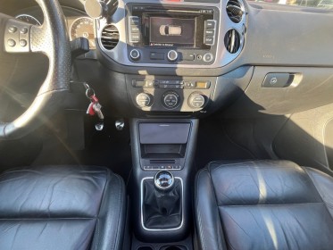 Volkswagen tiguan 2.0 tdi 140 fap sportline / vidange  distri occasion avignon (84) simplicicar simplicibike france