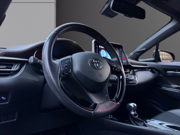 Toyota c-hr hybride rc18 122h distinctive / camera de recul / intérieur cuir / garantie  12 mois / entretien toyota occasion...