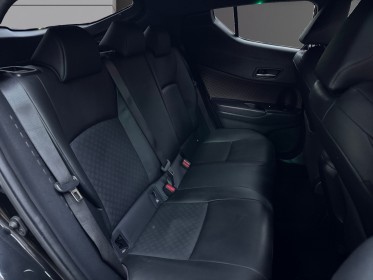 Toyota c-hr hybride rc18 122h distinctive / camera de recul / intérieur cuir / garantie  12 mois / entretien toyota occasion...