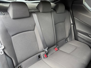 Toyota c-hr hybride pro rc18 122h edition garantie 12 mois sièges chauffants occasion simplicicar angers simplicicar...
