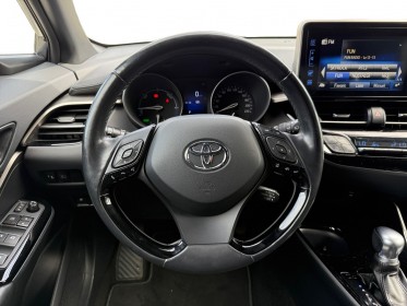 Toyota c-hr hybride pro rc18 122h edition garantie 12 mois sièges chauffants occasion simplicicar angers simplicicar...