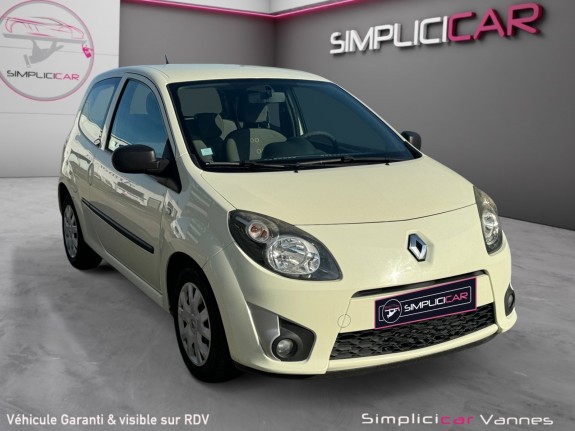 Renault twingo ii 1.2 16v 75 eco2 authentique, faible kilométrage, garantie 12 mois occasion scl 56 - simplicicar vannes...