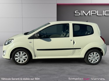 Renault twingo ii 1.2 16v 75 eco2 authentique, faible kilométrage, garantie 12 mois occasion scl 56 - simplicicar vannes...
