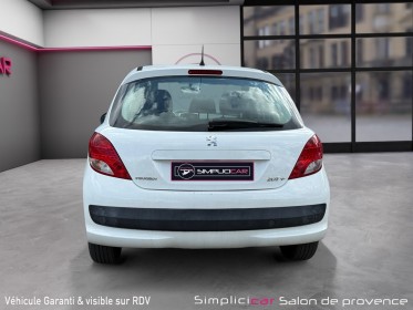 Peugeot 207 1.4 75ch/régulateur/climatisation/entretien à jour/2nd main occasion simplicicar salon de provence simplicicar...