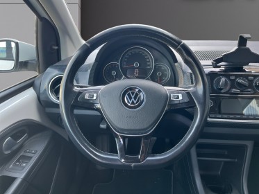Volkswagen up up 1.0 60 bluemotion technology bvm5 move up! - faible kms garantie 12 mois occasion simplicicar lyon nord ...