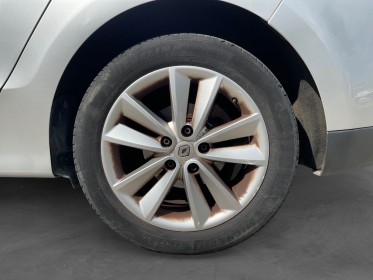 Renault grand scenic iii dci 110 initiale edc 7 places / boite automatique / toit ouvrant / sièges chauffants / caméra /......
