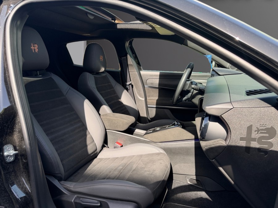 ALFA ROMEO d'occasion JUNIOR 1.2 IBRIDA 145 JUNIOR intensea E-DCT6 de