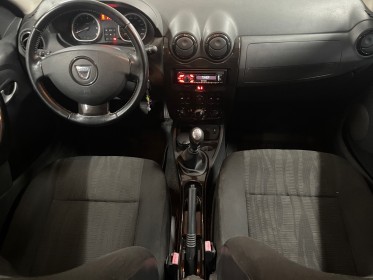 Dacia duster 1.5 dci 110 4x2 lauréate // distribution neuve occasion simplicicar pertuis  simplicicar simplicibike france