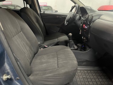 Dacia duster 1.5 dci 110 4x2 lauréate // distribution neuve occasion simplicicar pertuis  simplicicar simplicibike france