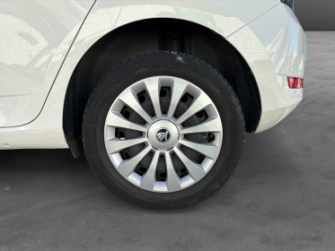 Skoda fabia 1.0 tsi 110 ch bvm6 business / radars arriÈres / clim / ct ok / rÉvision ok / garantie 12 mois occasion...