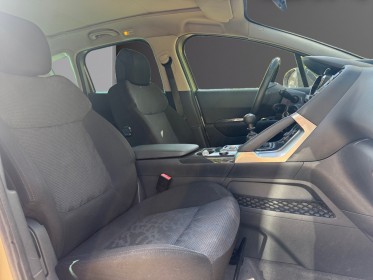 Peugeot 3008 premium pack 1.6 hdi 112 ch sieges chauffants/ toit pano occasion simplicicar orgeval  simplicicar simplicibike...