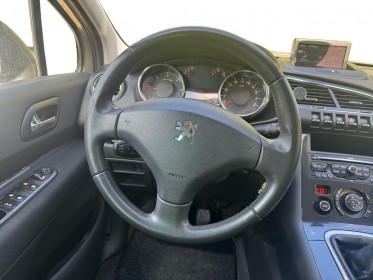 Peugeot 3008 premium pack 1.6 hdi 112 ch sieges chauffants/ toit pano occasion simplicicar orgeval  simplicicar simplicibike...