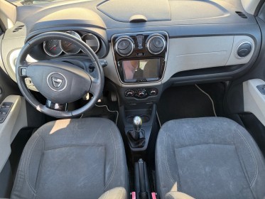 Dacia lodgy 1.2 tce 115 5 places black line  ecran android  attelage  entretien et moteur changé chez dacia  garantie 12...