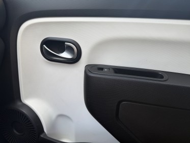 Renault twingo iii 0.9 tce 90 energy e6c intens occasion cannes (06) simplicicar simplicibike france