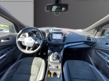 Ford kuga 2.0 tdci 150 ss 4x2 bvm6 st-line full led entretiens ford camera de recul carplay occasion simplicicar meaux...