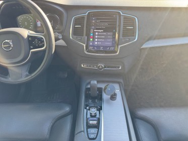Volvo xc90 r-design recharge t8 awd 30387 ch 7pl carplay/ toit ouvrant/ attelage/ entretien volvo occasion simplicicar...