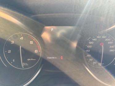 Alfa romeo stelvio super 2.2 210 ch q4 at8 siege electrique chauffant / camÉra de recul / attelage occasion simplicicar...