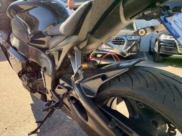 Honda 1000 cbr rr fireblade cbr rr fireblade 1000cc /plaquettes brembo / disques arashi / durites avia / maitre cylindres...