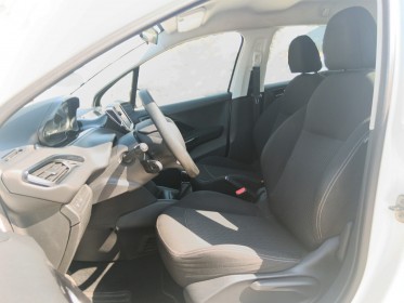Peugeot 208 1.5 bluehdi 100ch ss bvm5  finition active / 2 places / diesel occasion réunion ville st pierre simplicicar...