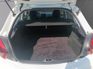 Peugeot 208 1.5 bluehdi 100ch ss bvm5  finition active / 2 places / diesel occasion réunion ville st pierre simplicicar...