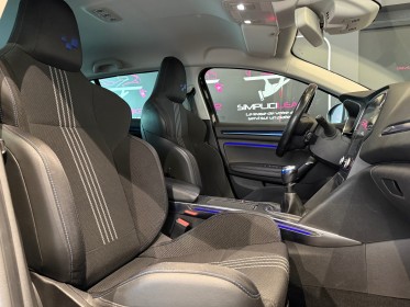 Renault megane iv estate tce 130 energy edc intens garantie 12 mois occasion  simplicicar aix les bains simplicicar...