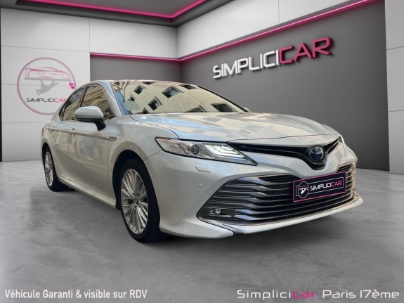 Toyota camry hybride 218ch 2wd design-garantie 12 mois-camÉra de recul-siÈge Électrique occasion paris 17ème (75)(porte...