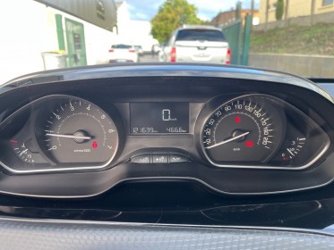 Peugeot 2008 82ch bvm5 signature ou 129 euros par mois occasion parc voitures beauvais simplicicar simplicibike france