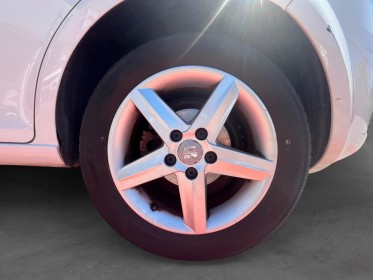 Seat leon cr  1.6 tdi 90ch   aucun frais a prevoir distri ok vidange ok egr ok occasion avignon (84) simplicicar simplicibike...