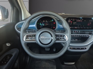 Fiat 500 nouvelle e 118ch passion toit pano/carplay/radar ar/2 jeux pneus ete/hiver/garantie 12mois occasion simplicicar...