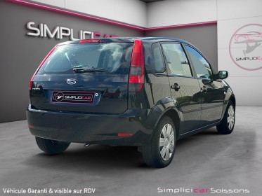 Ford fiesta 1.3i senso - suivi complet/climatisation - garantie 12 mois occasion simplicicar soissons simplicicar...