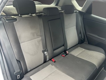 Toyota auris rc18 hybride 136h tendance, caméra arrière, bluetooth, garantie 12 mois occasion simplicicar villejuif ...