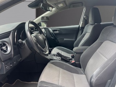Toyota auris rc18 hybride 136h tendance, caméra arrière, bluetooth, garantie 12 mois occasion simplicicar villejuif ...