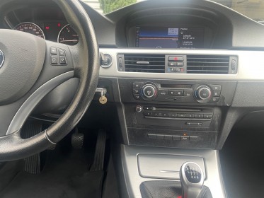 Bmw serie 3 e90 lci 318d 143 ch / entretiens bmw / radar ar / ecran gps / régulateur occasion simplicicar salon de provence...
