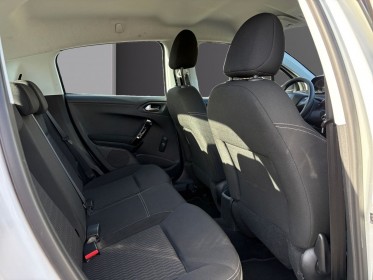 Peugeot 208 1.6 bluehdi 75ch bvm5 active - attelage - régulateur de vitesse - clim - suivi complet occasion simplicicar...