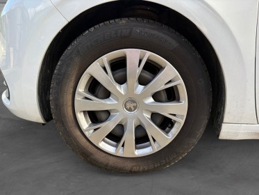 Peugeot 208 1.6 bluehdi 75ch bvm5 active - attelage - régulateur de vitesse - clim - suivi complet occasion simplicicar...