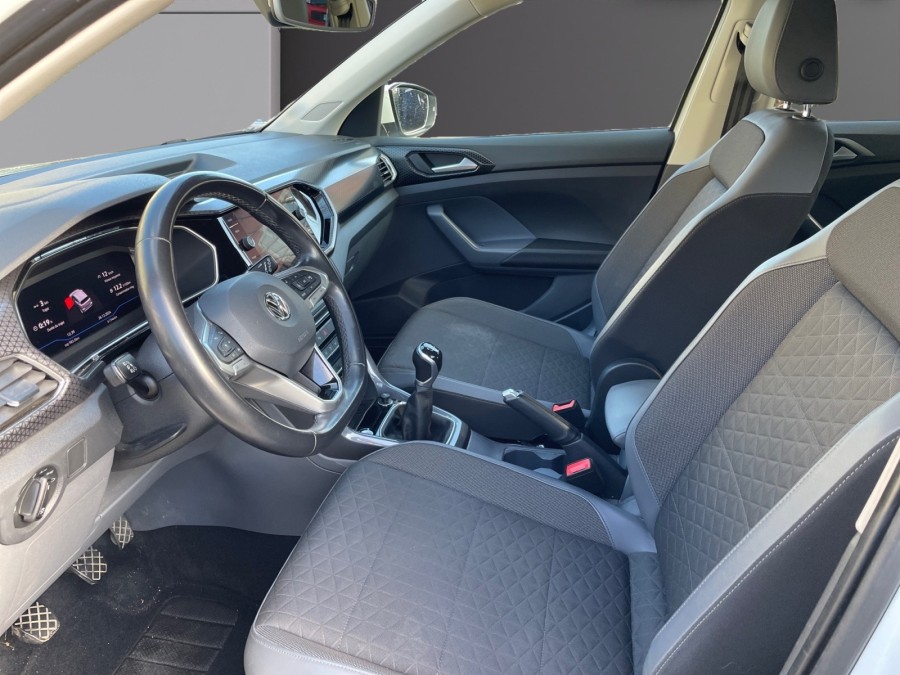 VOLKSWAGEN d'occasion T-CROSS 1.0 TSI 115 CARAT de 2019 Lyon Ouest