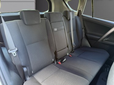 Toyota rav4 hybride 2018 197ch 2wd dynamic edition 1er main entretien complet toyota attelage garantie 12 mois occasion...