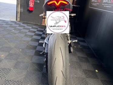 Triumph speed triple rs triumph speed triple rs suspension Öhlins garantie 12 mois occasion simplicicar mery-sur-oise...