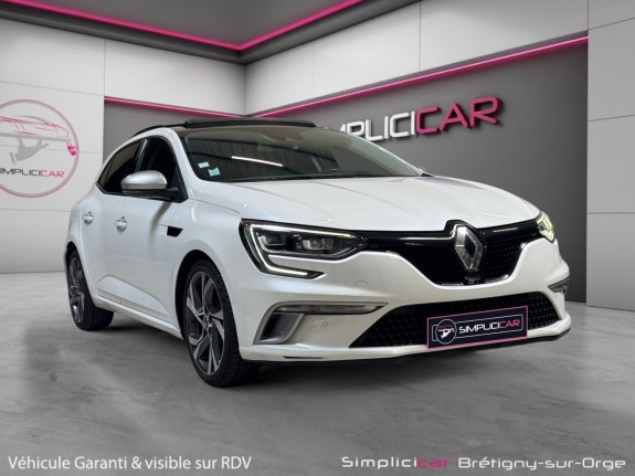 Renault megane iv berline dci 165 energy edc gt garantie 12mois occasion simplicicar bretigny-sur-orge simplicicar...