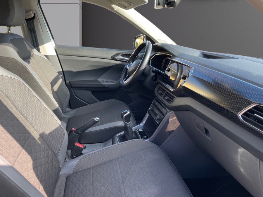 VOLKSWAGEN d'occasion T-CROSS 1.0 TSI 115 CARAT de 2019 Lyon Ouest