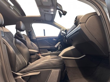 Audi q2 q2 1.4 tfsi cod 150 ch s tronic 7 design luxe gris nano - toit ouvrant - keyless go - pack assis route - affichage......