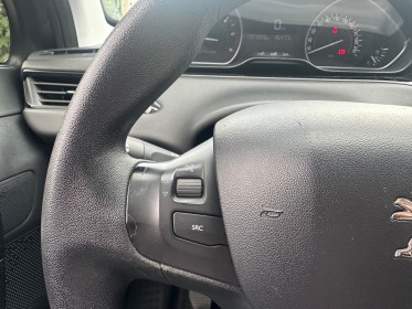 Peugeot 208 business 1.6 bluehdi 100ch ss bvm5 business - regulateur limiteur de vitesse - climatisation occasion simplicicar...