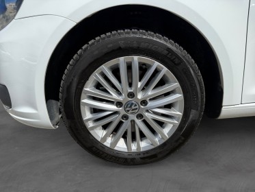 Volkswagen touran 2.0 tdi 140 fap bluemotion cup dsg6 garantie 12 mois occasion simplicicar toulon est simplicicar...