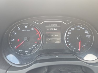 Audi a3 berline ambiente 1.4 tfsi  150cv stronic 7 clim auto / bluetooth / siÈges chauffant occasion simplicicar orgeval ...