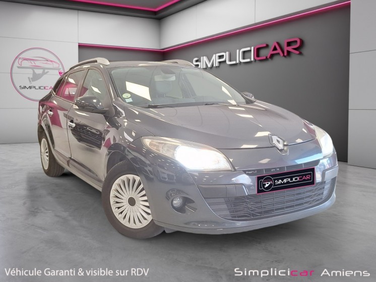 Renault megane iii estate 1.5 dci 110 eco2 carminat tomtom euro 5 garantie 12 mois occasion simplicicar amiens  simplicicar...