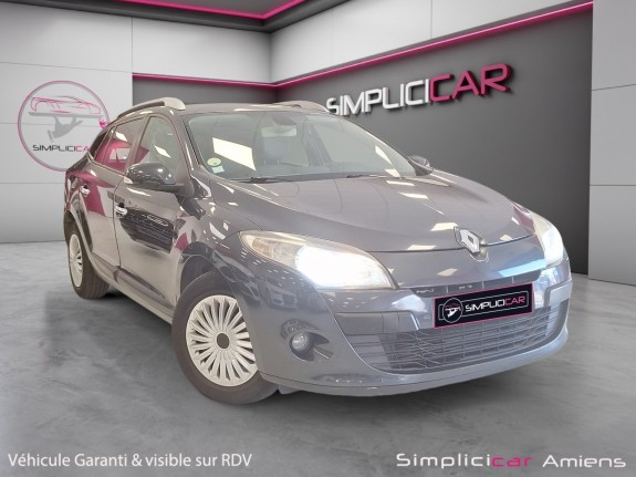 Renault megane iii estate 1.5 dci 110 eco2 carminat tomtom euro 5 garantie 12 mois occasion simplicicar amiens  simplicicar...