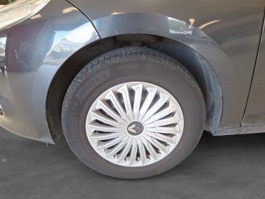 Renault megane iii estate 1.5 dci 110 eco2 carminat tomtom euro 5 garantie 12 mois occasion simplicicar amiens  simplicicar...