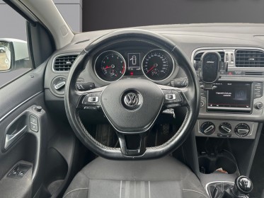 Volkswagen polo 1.0 60 série spéciale lounge - radar de recul - bluetooth - régulateur - garantie 12 mois occasion...